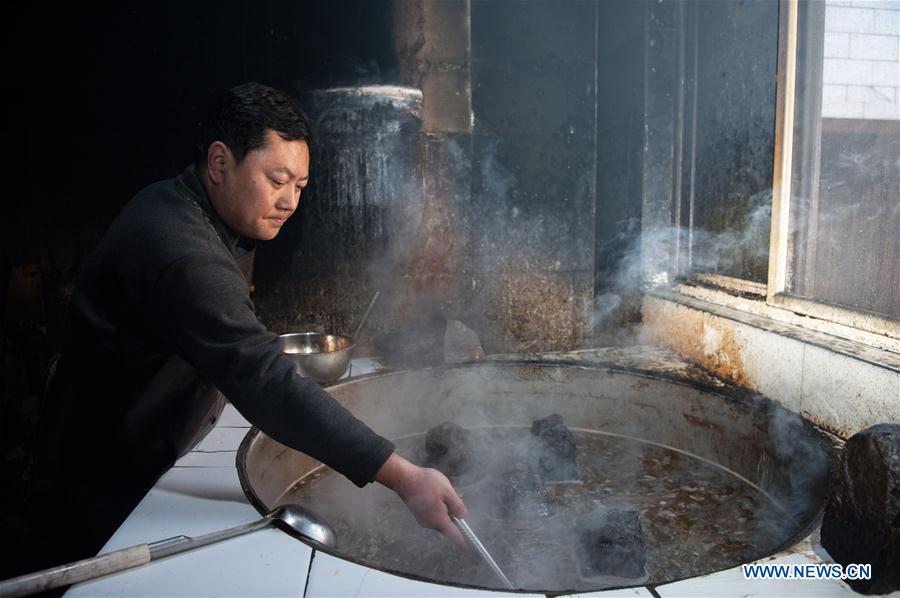 #CHINA-HEBEI-SHIJIAZHUANG-STEWED CHICKEN (CN)