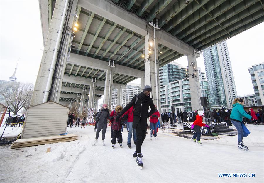 CANADA-TORONTO-BENTWAY SKATE TRAIL