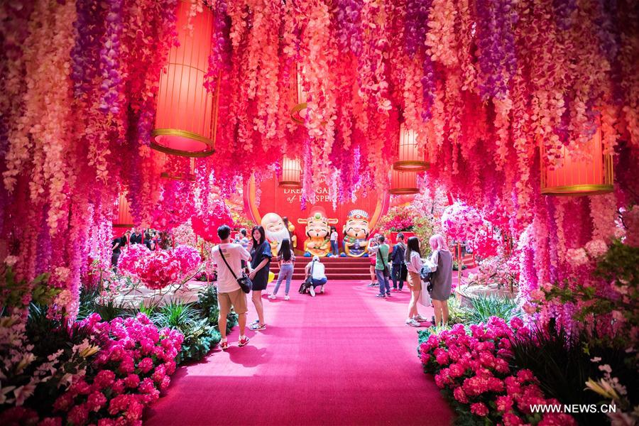 MALAYSIA-KUALA LUMPUR-CHINESE NEW YEAR-DECORATION