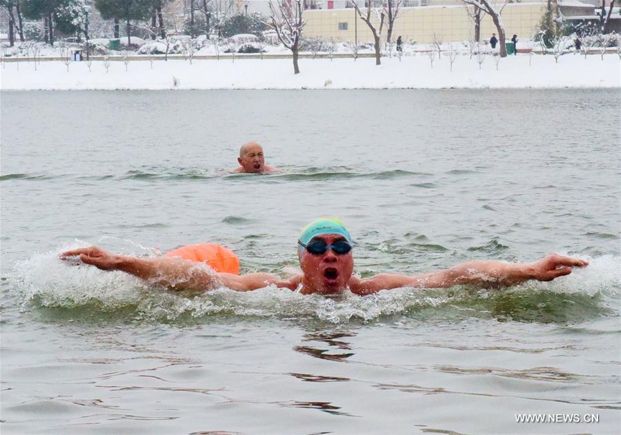 #CHINA-JIANGSU-WINTER SWIMMING (CN)