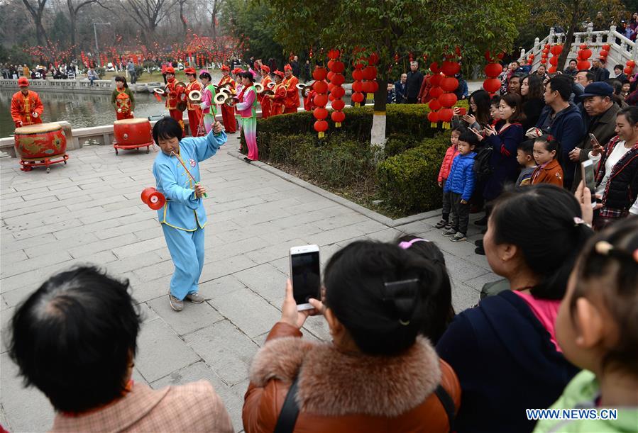 CHINA-XI'AN-TEMPLE FAIR (CN)