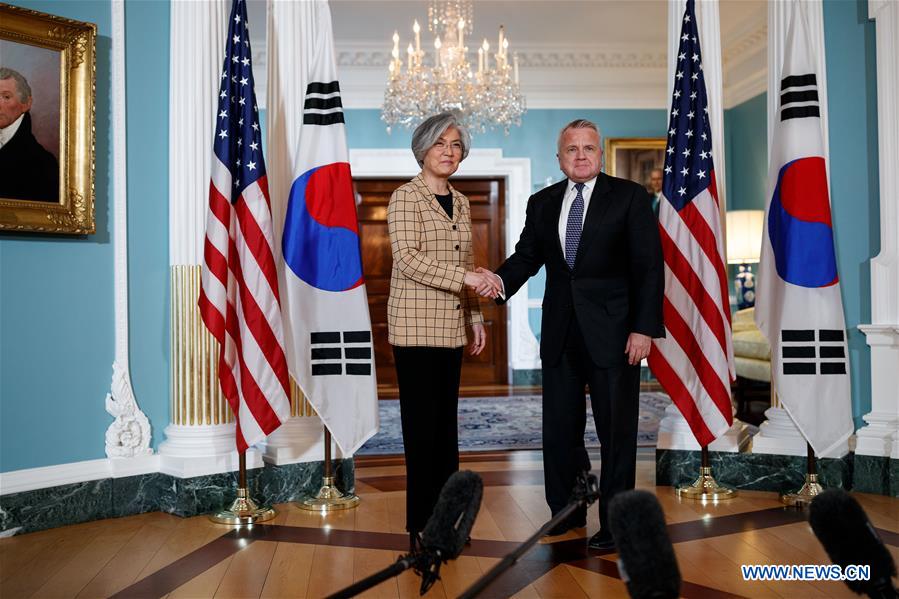 U.S.-WASHINGTON D.C.-ROK-FM-VISIT