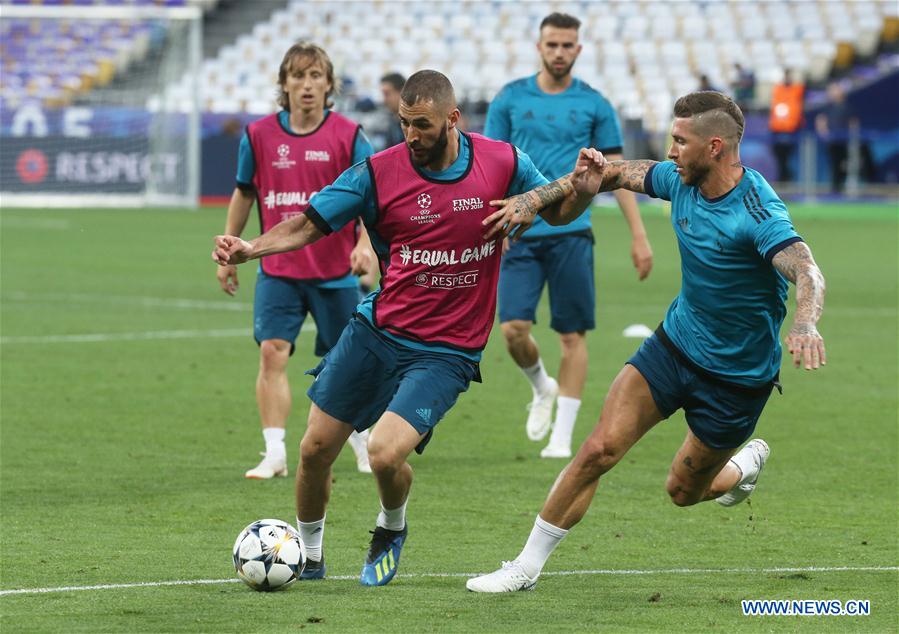 (SP)UKRAINE-KIEV-CHAMPIONS LEAGUE-TRAINING