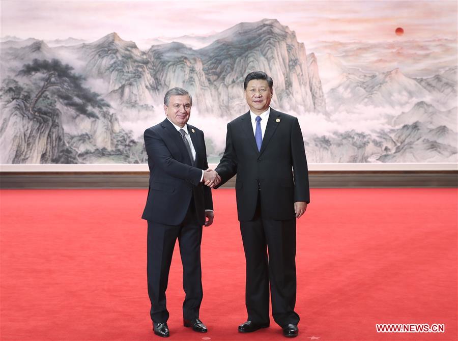 (SCO SUMMIT) CHINA-QINGDAO-XI JINPING-SCO-LEADERS-WELCOME (CN)