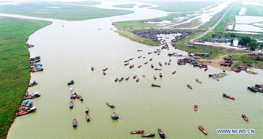 #CHINA-JIANGXI-POYANG LAKE-FISHING (CN)