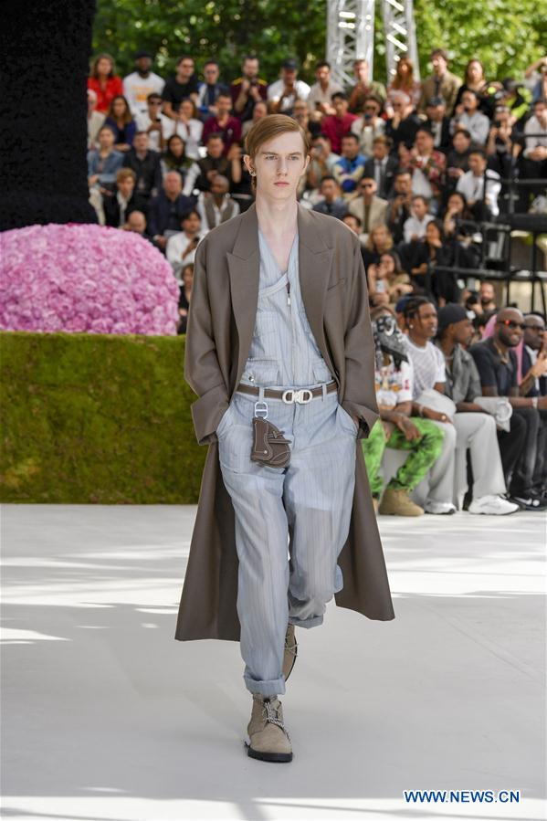 FRANCE-PARIS-MEN'S FASHION WEEK-DIOR HOMME