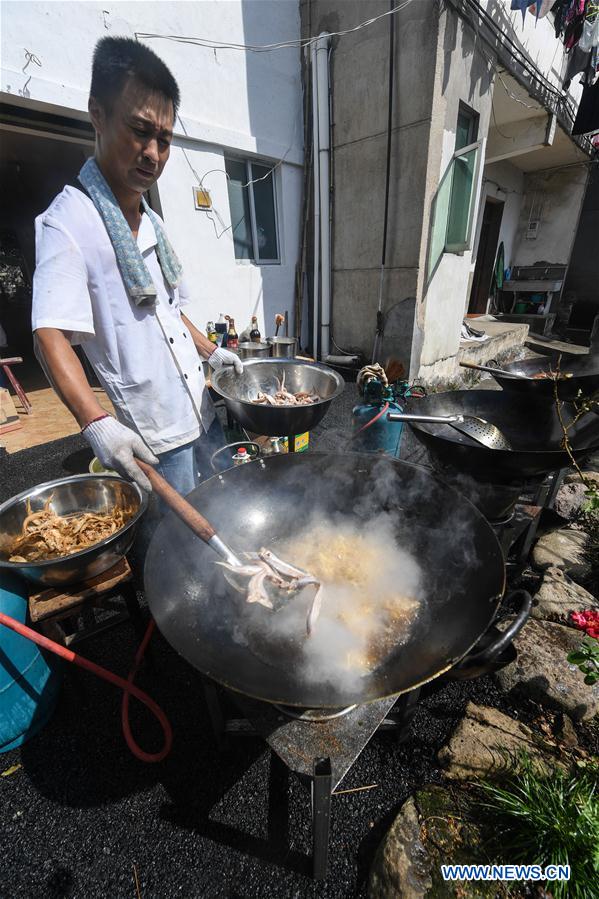 CHINA-ZHEJIANG-HANGZHOU-FISHERY-HARVEST (CN)