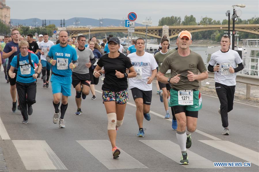 (SP)HUNGARY-BUDAPEST-NATO RUN