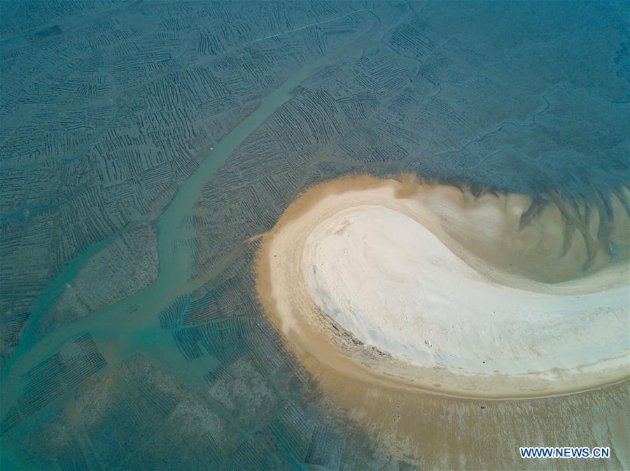 CHINA-FUJIAN-JINJIANG-COAST-LANDSCAPE-SANDBAR (CN)