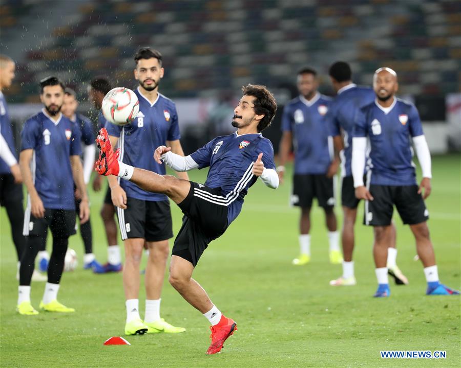 (SP)UAE-ABU DHABI-SOCCER-ASIAN CUP-UAE-NATIONAL TEAM-TRANING