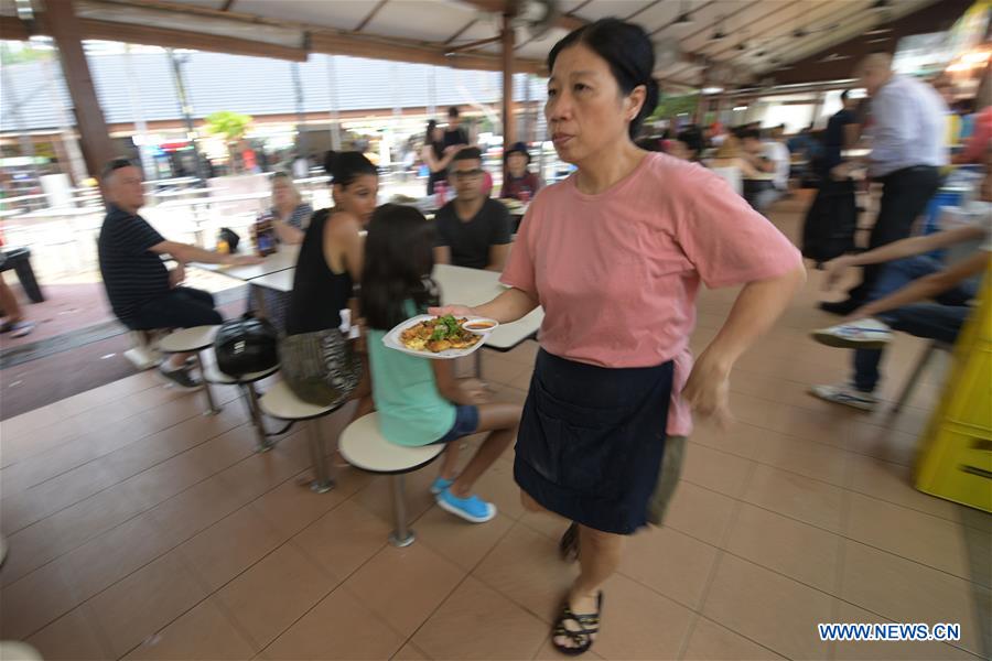 SINGAPORE-STREET FOOD-UN BID