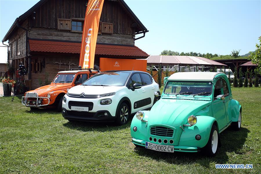 CROATIA-SAMOBOR-CITROEN CARS