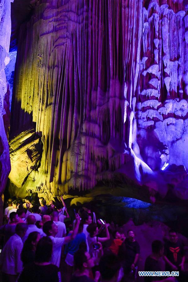 CHINA-ZHEJIANG-TONGLU-KARST CAVE-SCENERY (CN)