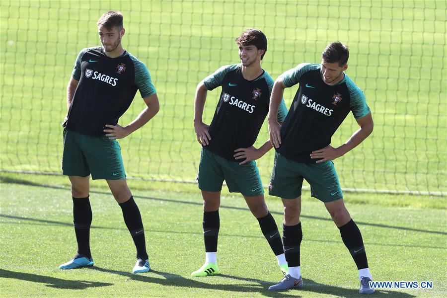 (SP)PORTUGAL-LISBON-FOOTBALL-TRAINING