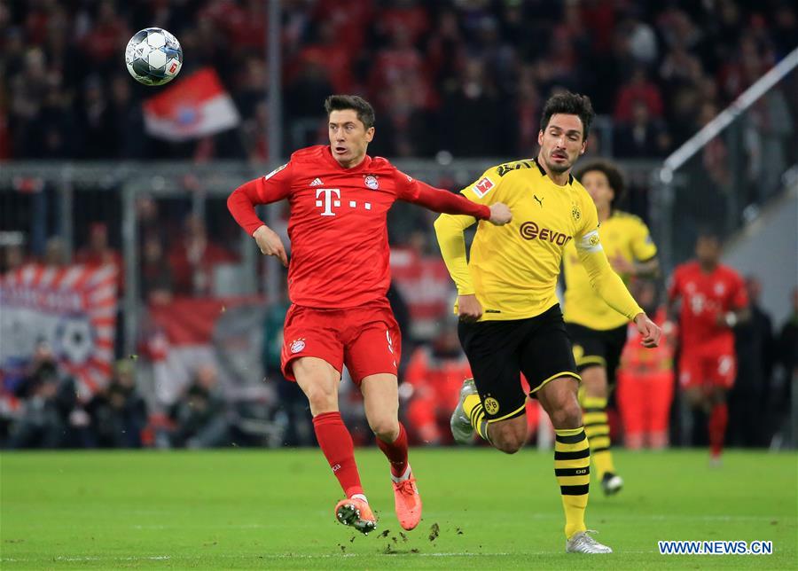 (SP)GERMANY-MUNICH-SOCCER-BUNDESLIGA-BAYERN MUNICH VS DORTMUND