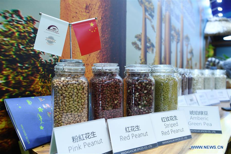 (CIIE) CHINA-SHANGHAI-CIIE-FOOD-AGRICULTURAL PRODUCTS (CN)