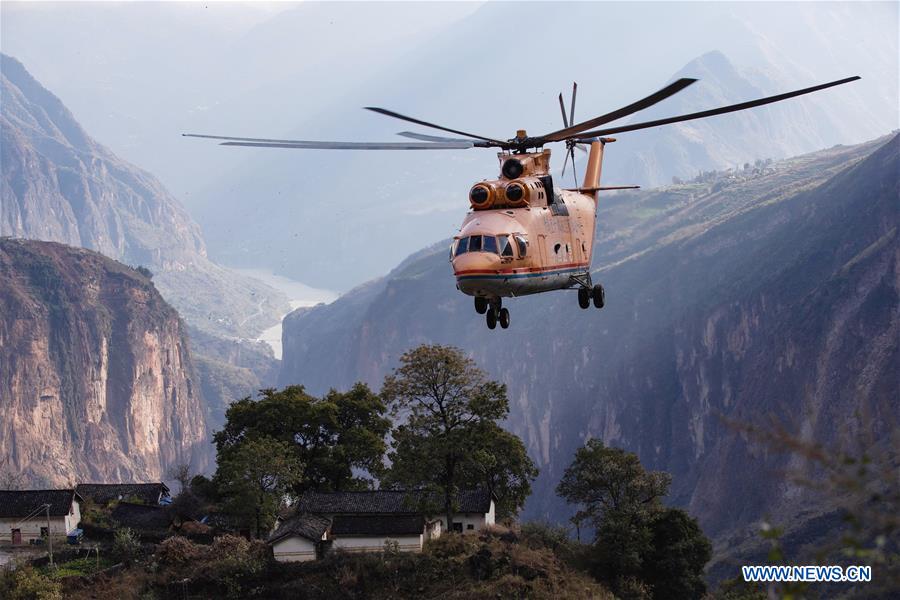 CHINA-SICHUAN-ROAD CONSTRUCTION-MI-26 HELICOPTER (CN)