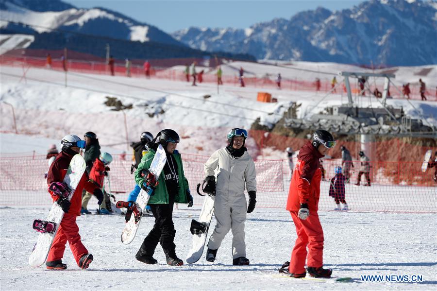 CHINA-XINJIANG-SKI RESORT (CN)