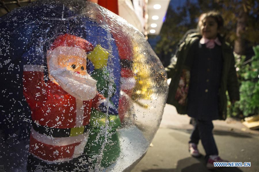 IRAN-TEHRAN-CHRISTMAS-PREPARATION