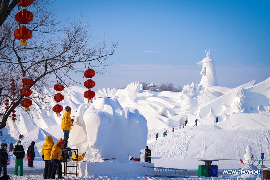 CHINA-HEILONGJIANG-HARBIN-SNOW SCULPTURE COMPETITION (CN)