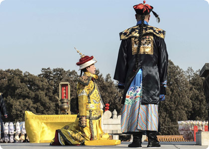 　地坛庙会上演“皇帝”祭地